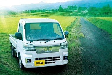 エクストラ（5MT・4WD）